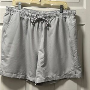 DSG Men’s Gray Rec Shorts Size XL